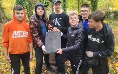 Porządki na „Starym Cmentarzu Ewangelickim” w Trzcinnej